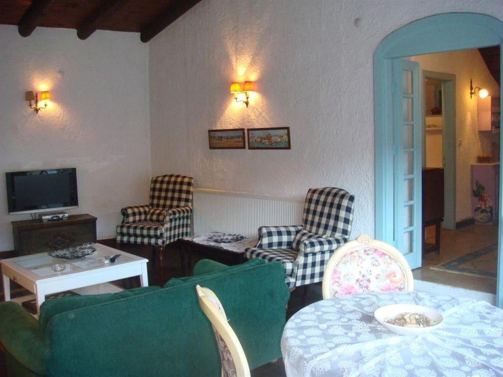 Manici Kasri Hotel Küçükkuyu Eksteriør billede
