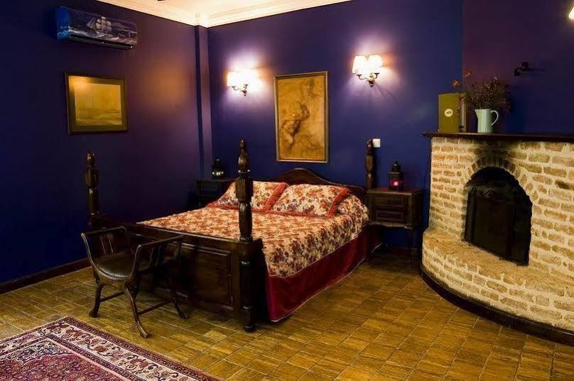 Manici Kasri Hotel Küçükkuyu Eksteriør billede
